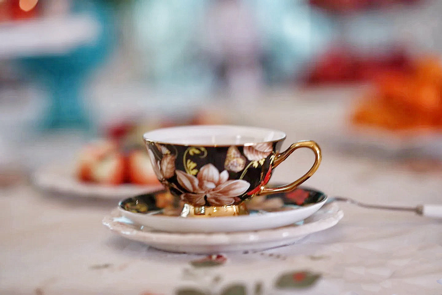 Garden Floral Cup Set Bone China 220ml (Gift Box)