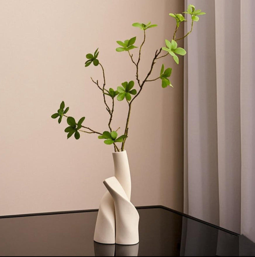 Morden Abstract Ceramic Flower Vase