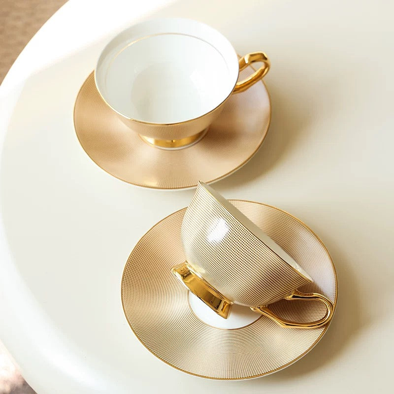 Gold Ribbed Cup Set Bone China 220ml(Gift Box)