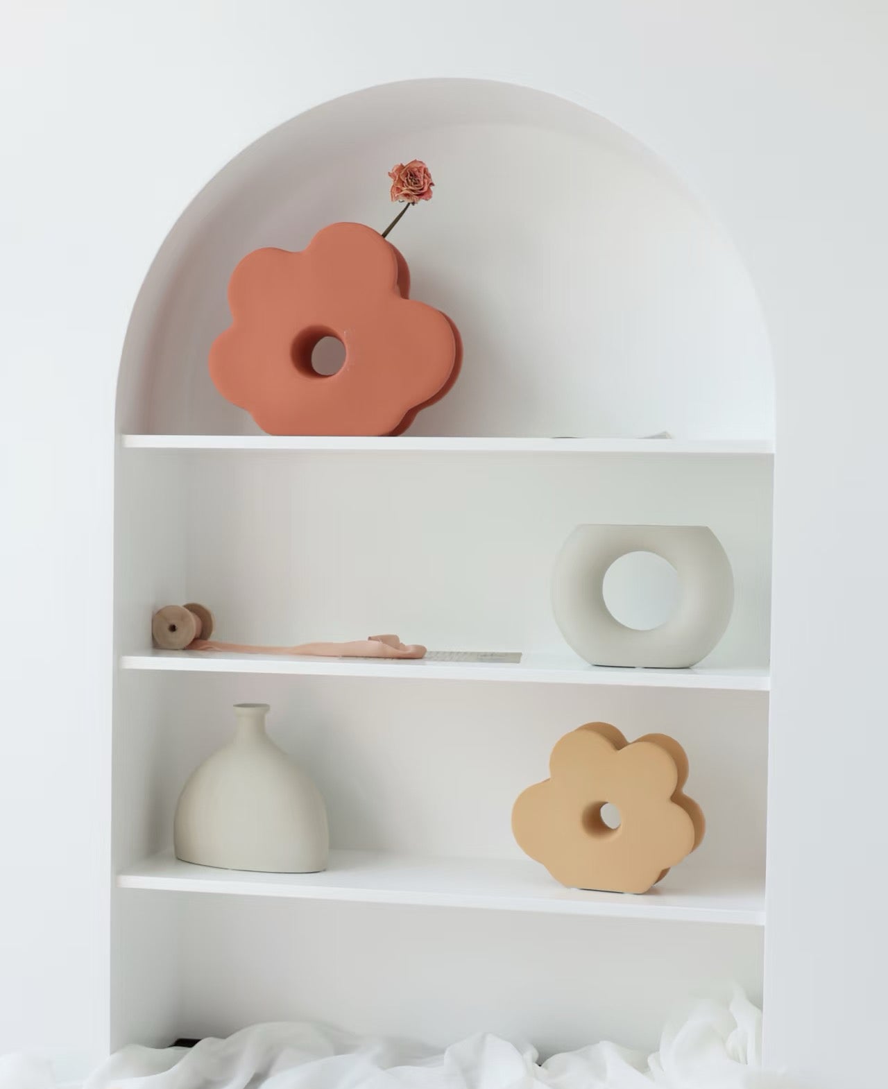 Flower - Shaped Ceramic Vase