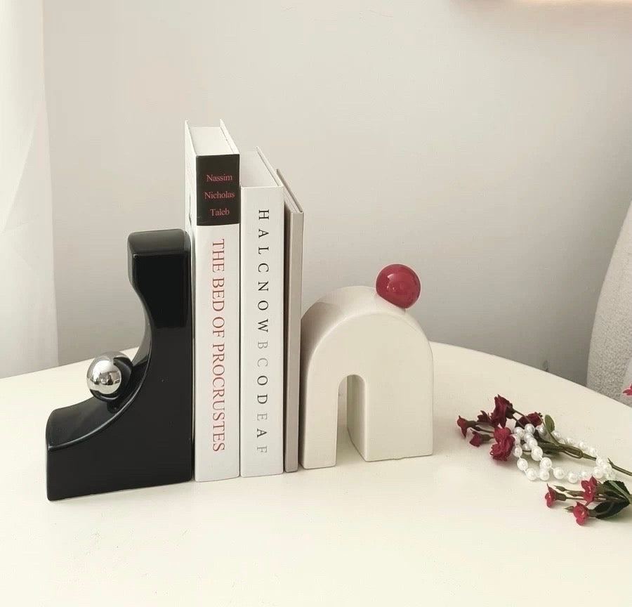 Ceramic Bookends (1 Pair)