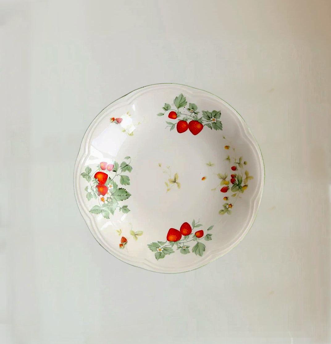 Strawberry Ceramic Cup Set 220ml (Gift Box)