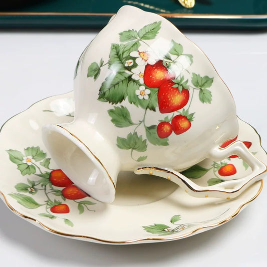 Strawberry Ceramic Coffee Tea Cup Set 220ml (gift package)