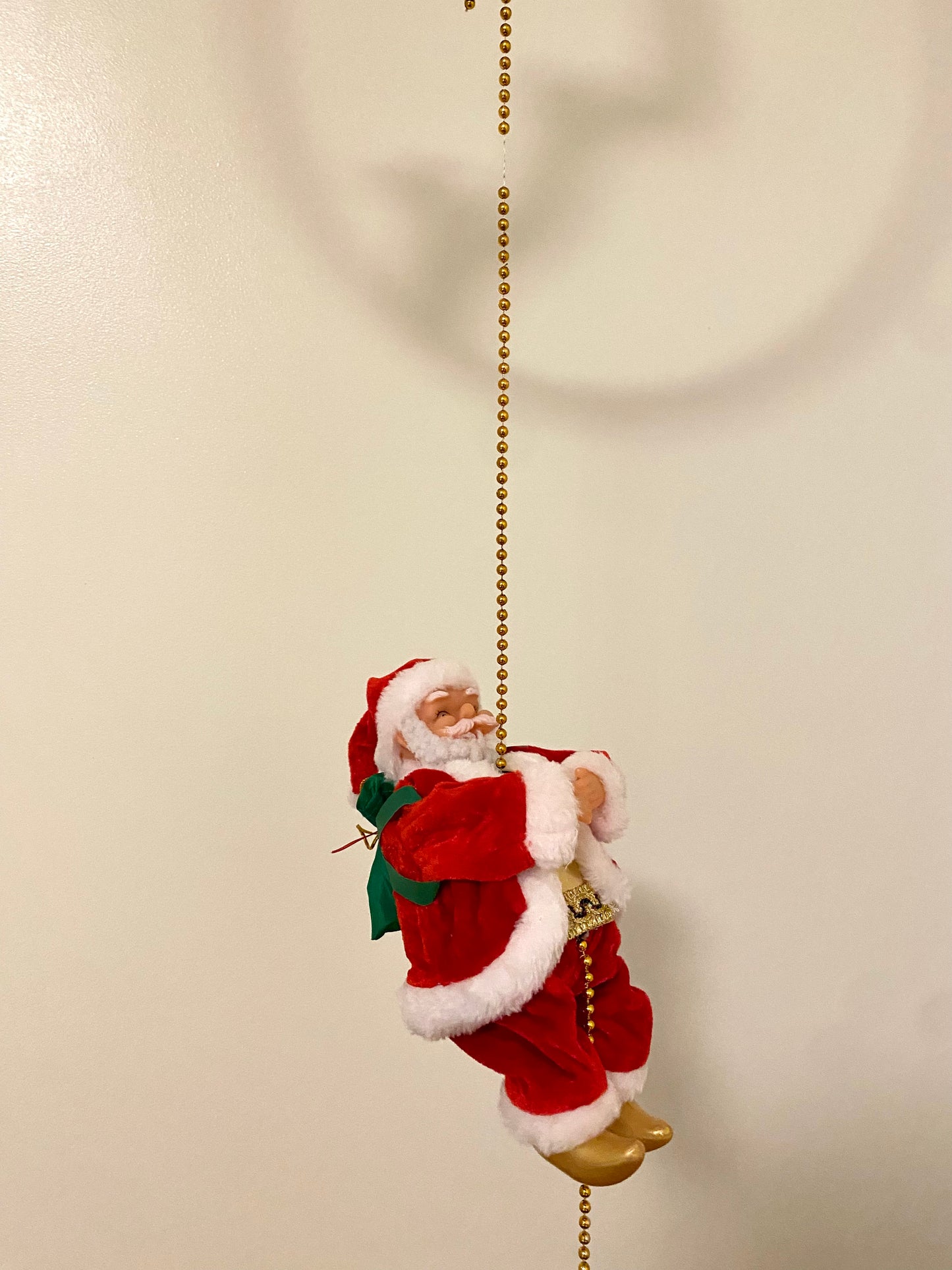 Electric Climbing Santa Claus  Christmas Decoration with Music and Light- Chain