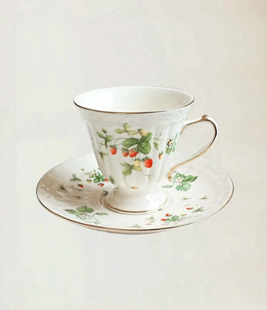 Strawberry Ceramic Cup Set 250ml (Gift Box)