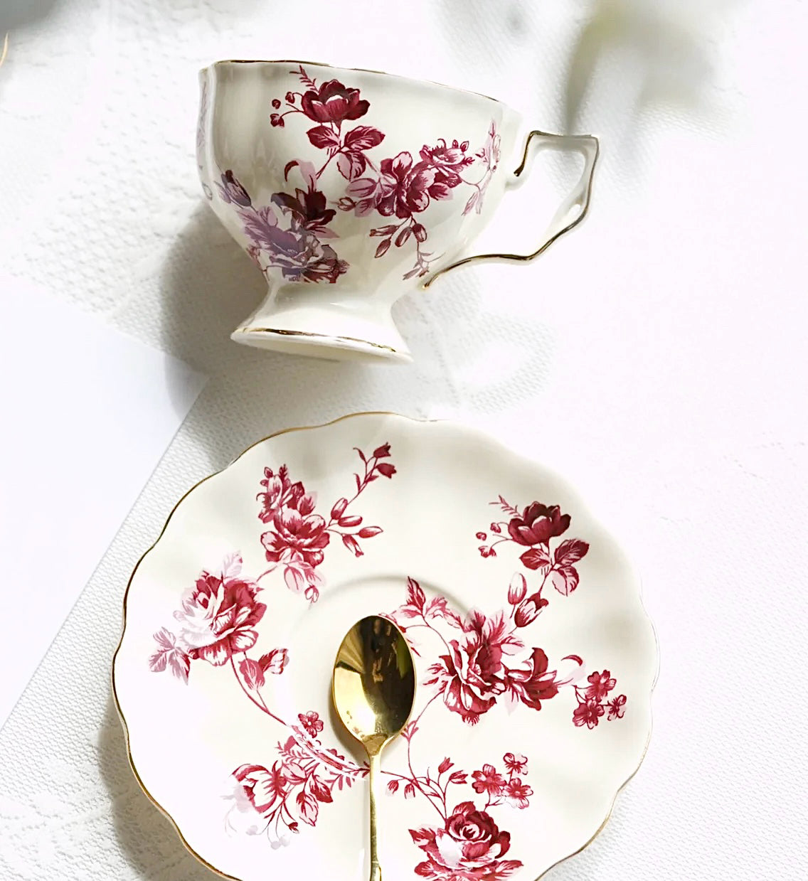 Floral Ceramic Cup Set 240ml (Gift Box)